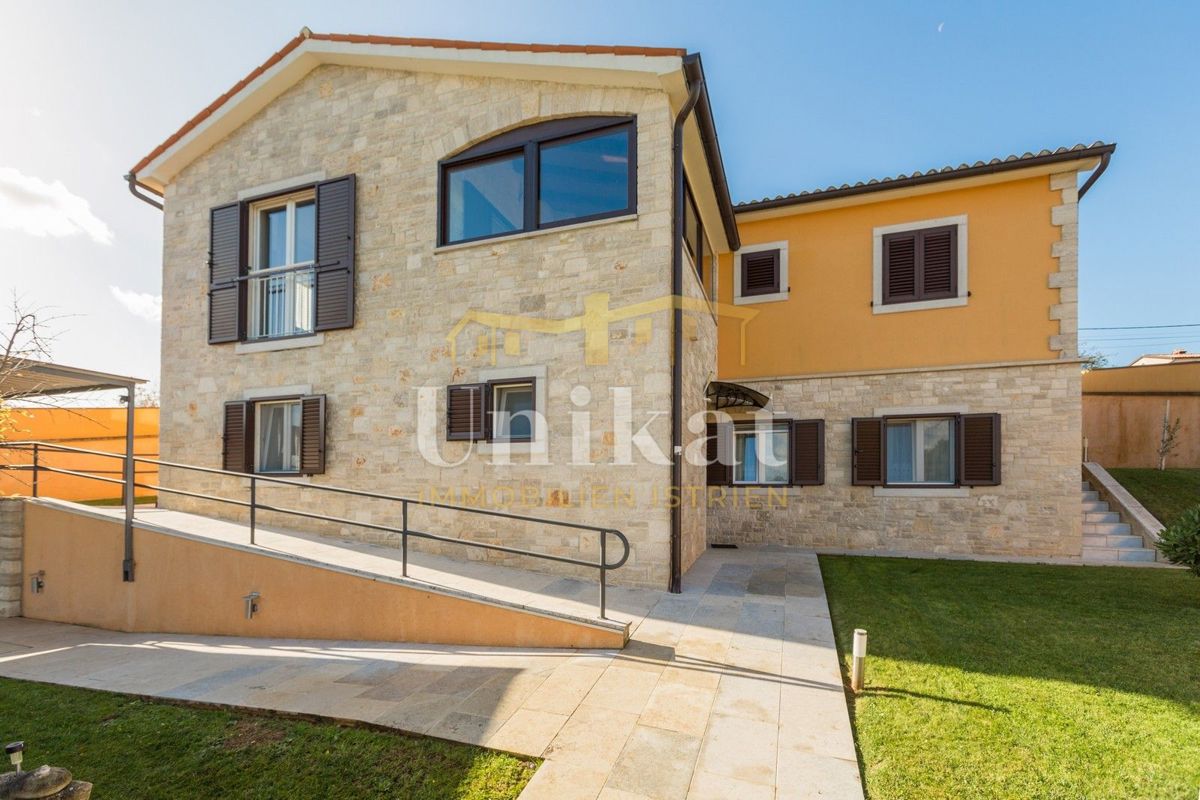 Hiša s čudovitim razgledom - Vižinada